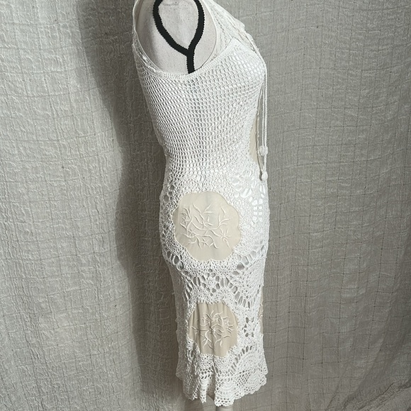 Perfect Vintage Cache White Crochet Dress with silk inlays - Picture 5 of 7